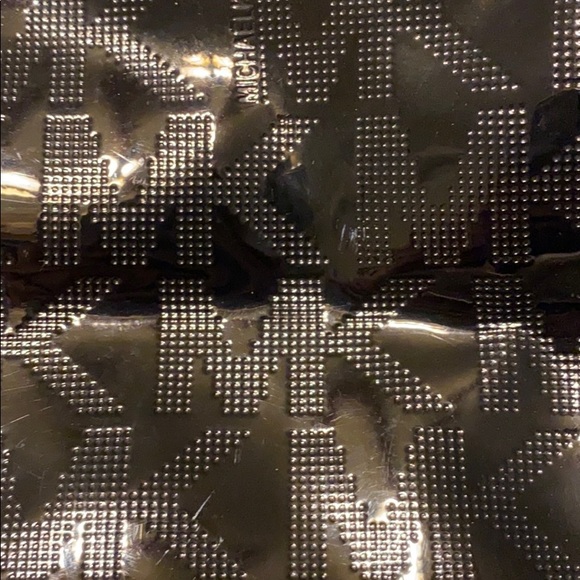 Michael Kors bag for sale! - Picture 2 of 5